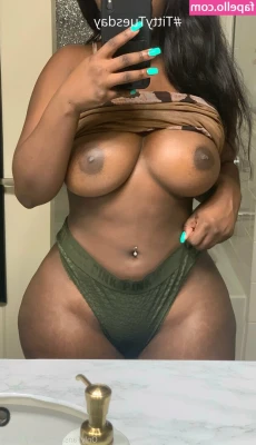 Sultry_Nicole [ sultry-nicole ] - blow load here 😘