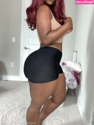 Sultry_Nicole [ sultry-nicole ] - Just sent out a little bundle with these 3 full videos 💞 Trust me
