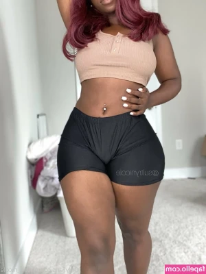Sultry_Nicole [ sultry-nicole ] - Watch my beautiful hard girl cock bounce 🍆