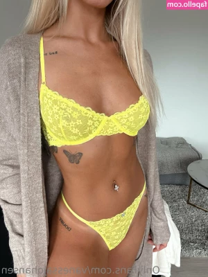 vanessajohansen - Can t wait to share this full video with you guys  It s my hottest