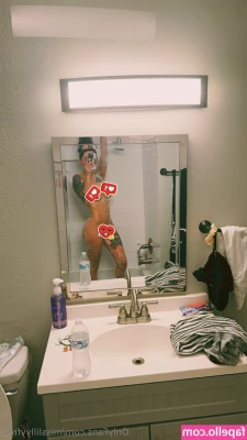 misslillyyfree - Stream started at 07 13 2021 01 48 am  Quick shoot