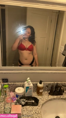 bootsers69 - 💦 Come watch your favorite gamer girl cum with her IRL dildo! 🥰