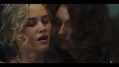 Virginia Gardner [ virginia-gardner ] - My goal is to captivate you and immerse you in a world of