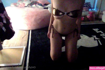 Sidnie Tipton [ sidnie-tipton ] - Hoppy Easter    A little treat for you from your favorite tatted