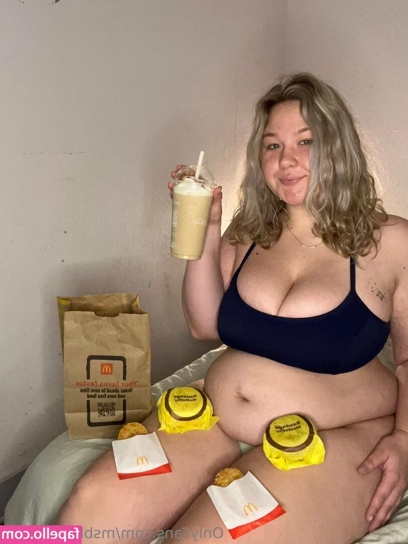 msblondepiggy - Sundayrelaxingday xx