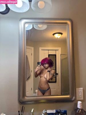 Roxyz111 - Private message me with your dick pic today for a rate out of 10   
