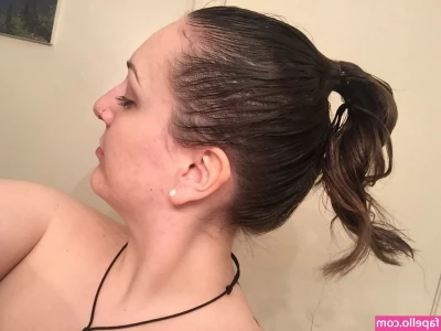 vegan__booty [ vegan-booty ] - Do you wanna grab my big natural juicy tits? 😉