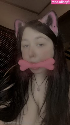 intoxalice - Got horny while waiting for my lunch today. Making eye contact with
