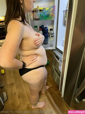 preg_mom_of_twins [ preg-mom-of-twins ] - Hi.  Tomorrow I’m travelling. And today I’m packing my last and