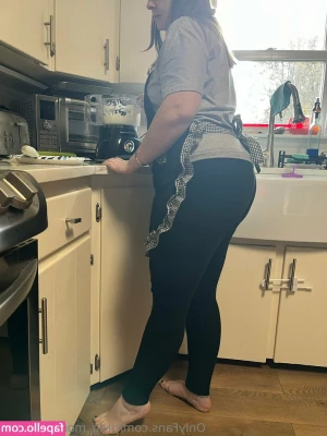 preg_mom_of_twins [ preg-mom-of-twins ] - You never got female attention  Even in high school you were a reject