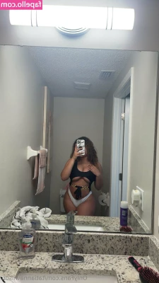 tatiannawilson - NEW CLIP  I have never tried smearing my bottom with deep heat and