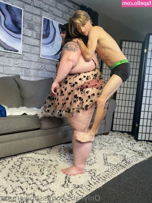 ssbbwemma - a little more play your kitty maid got up to