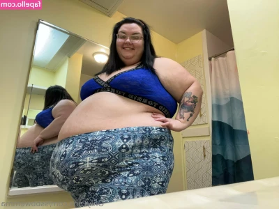 ssbbwemma - would you hit it at the gym?