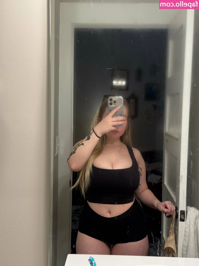 heartxsigh - Free  Bitchdemn15   STOOP  I m here to make your fantasy come true
