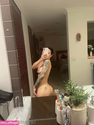installareem - Happy Foreskin Friday ✌️