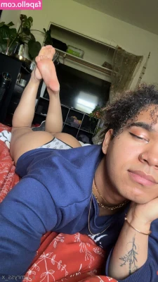 x_emryss_x [ x-emryss-x ] - My New Year s resolution is to show you guys my fat pussy more