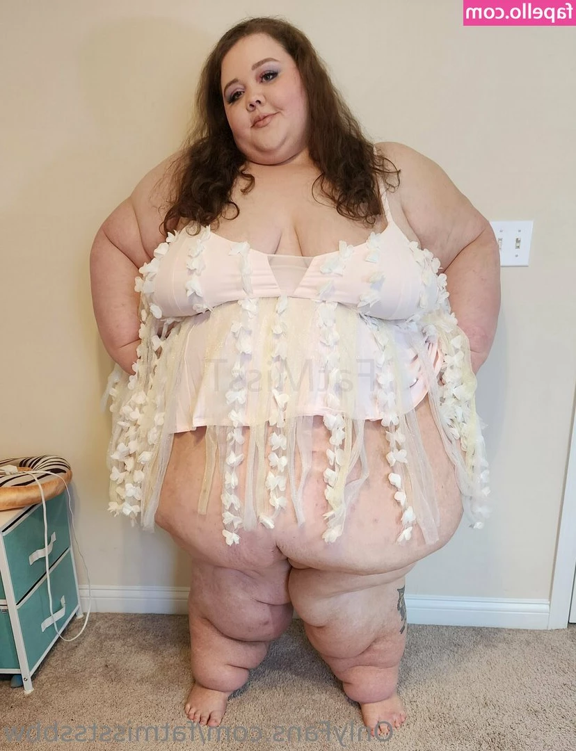 fatmisstssbbw - Tiddies pets