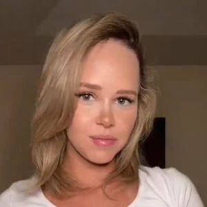 ASMRbyBrown