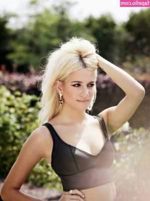 Pixie Lott [ pixie-lott-2 ] - Sling fun