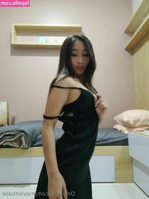 mayleebabe - "your innocent blushing bride is so excited for your wedding night!