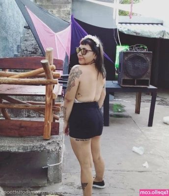 hottattooed - Come and chill with me on the sofa