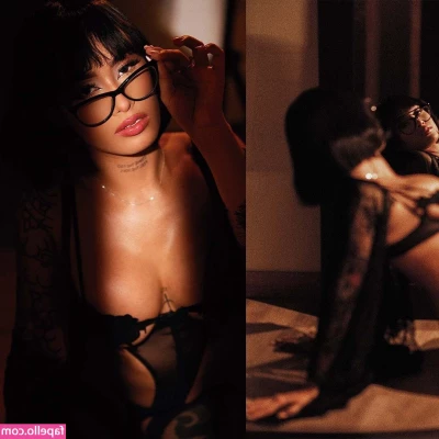 Antonella Silva [ antonella-silva ] - Was a little horny before bed so I had to give myself a spanking