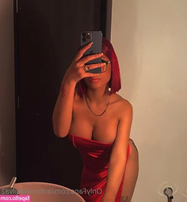 Antonella Silva [ antonella-silva ] - Just a quick morning vibe while I was traveling.