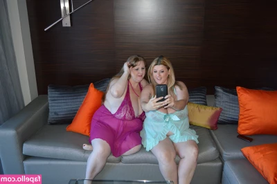 sapphiresboobs - On your knees... he said 🤣