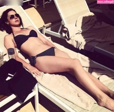 Adelaide Kane [ adelaide-kane ] - Had to catch some sneaky pics for you