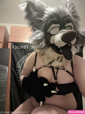 oggleshy - Getting that weekend nut