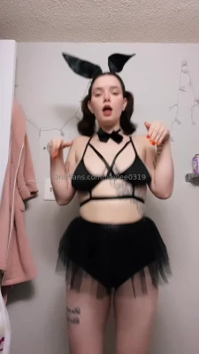 haylee0319 - Wanna play baaaby