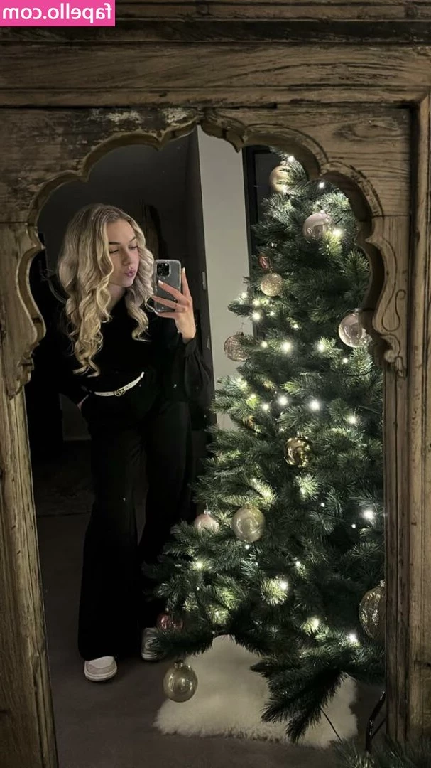 Joy Beune [ joy-beune ] - Onlyfans has caused me more stress than any man in my life has 🤣