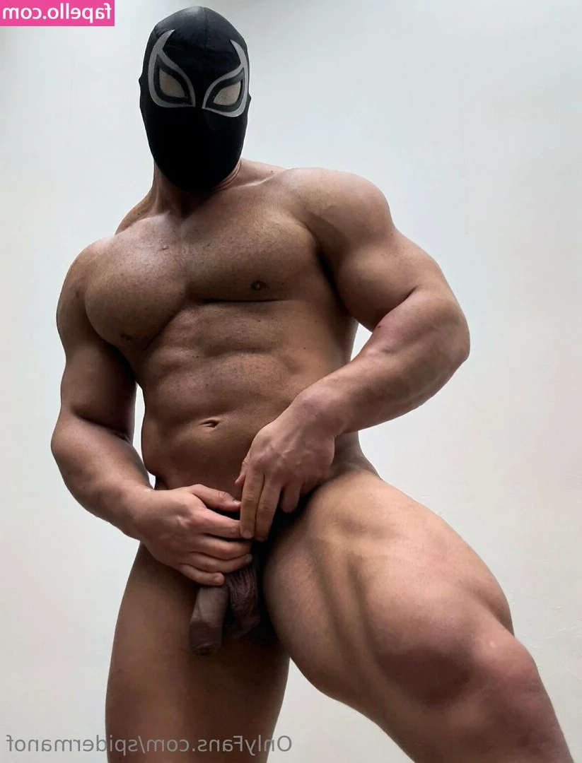 spidermanof - Just finished a video call! Should I shave or keep my fur? 😍💋