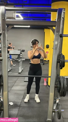 essence.emma [ essence-emma ] - I hope your day is as nice as my ass