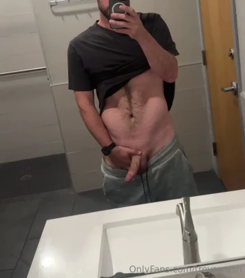  [ treysmash ] - Did I mention I like girls
