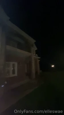  [ elleswae ] - The Hot RussianHe saw me at the street and came horny inviting me to
