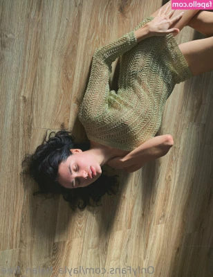 layla_balan_free [ layla-balan-free ] - Matching set for your eyes only