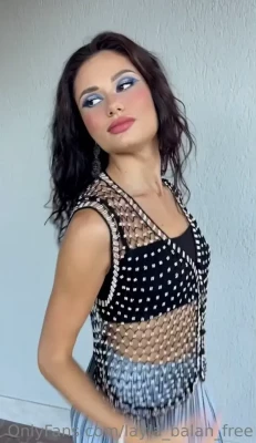 layla_balan_free [ layla-balan-free ] - When the dress is just NOT it… you find ways to make it work 😇