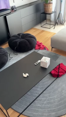 [ kisscat-vip ] - Red heels   I m new  please help me with likes and Tips  only  and   