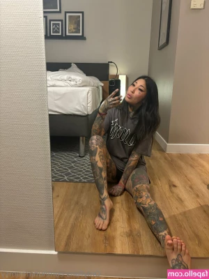 lunarmimsy - Push me against this wall and have me from behind! 🥵