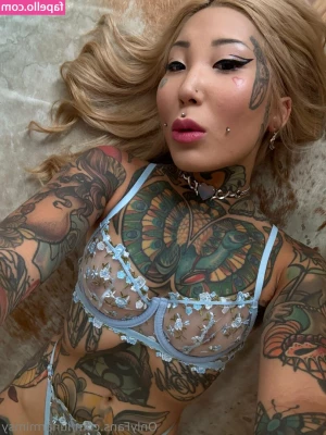 lunarmimsy - Keep edging to my feet you lonely, little loser.