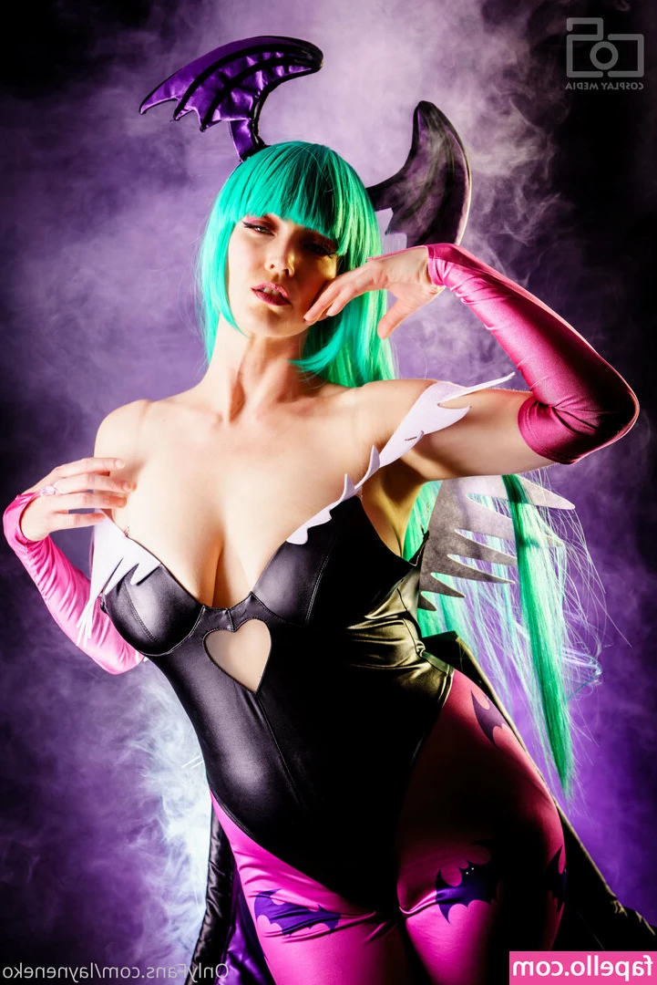 layneneko - Should i get braids again or nah? Spoil me if your feelin this look