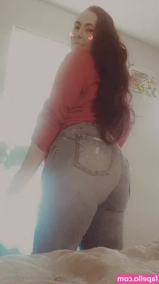 kayykayybabiii - Can you imagine the smell of my feet at the end of the day?