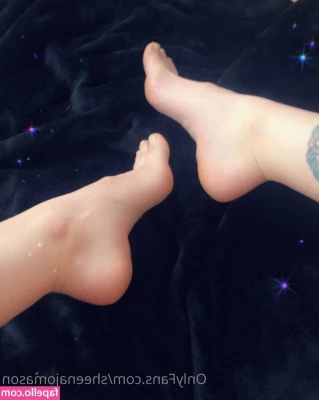 sheenajomason - Fresh out the shower
