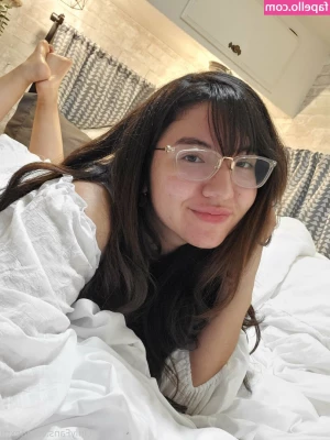 lextti - You like thighs?