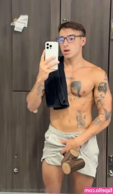 jamesluckysz [ jamesluckysz-5 ] - Aren t you going to undress me