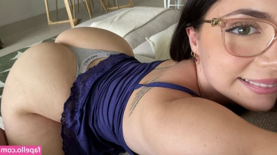 Lilith Cavaliere [ lilith-cavaliere-4 ] - I had to unfortunately take my nipple piercing out