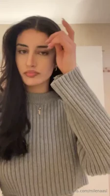 milenaasl [ milenaasl-2 ] - So I just had a very fun time cumming on the couch and all over