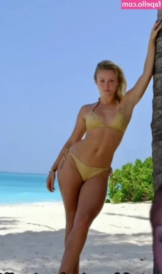 Zara Larsson [ zara-larsson ] - Couldn't sleep😔