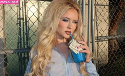 Zara Larsson [ zara-larsson ] - I know it looks delicious baby I know that's why I'm sharing say